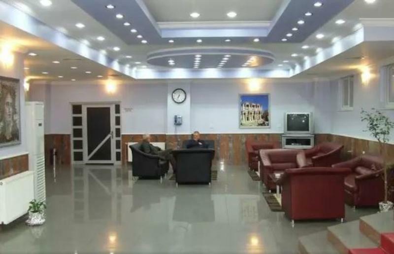 Metropolis Hotel Torbali Exterior photo